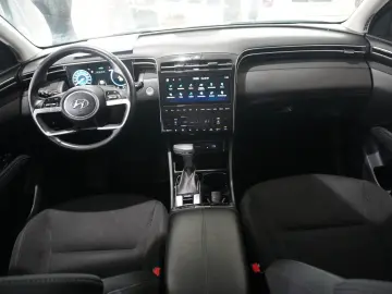 HYUNDAI Tucson 1.6 T-GDI MHEV