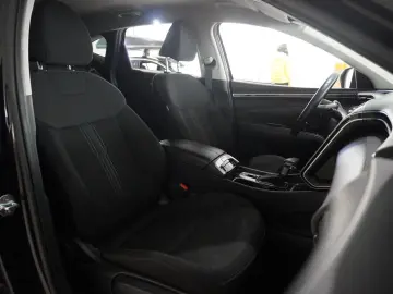 HYUNDAI Tucson 1.6 T-GDI MHEV