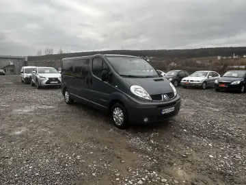 Renault Trafic 2.0 DCI L2H1    Climă în spate    8 1