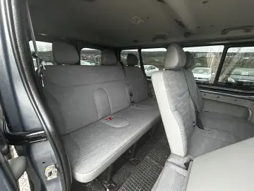 Renault Trafic 2.0 DCI L2H1    Climă în spate    8 1