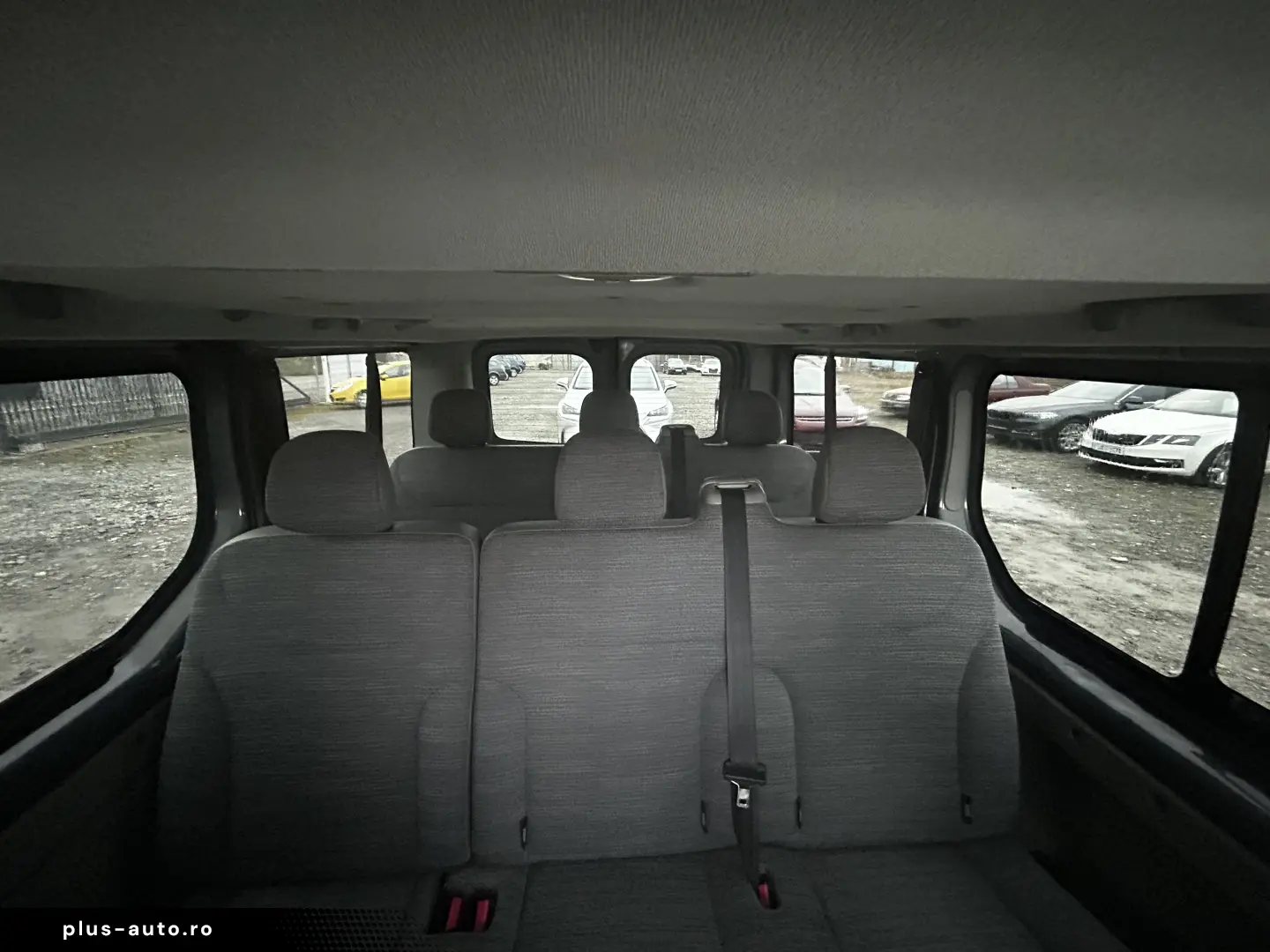 Renault Trafic 2.0 DCI L2H1    Climă în spate    8 1