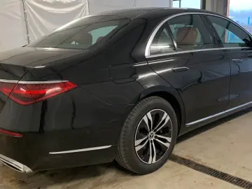 S 350 d 4Matic_ Head-Up_360 _Burmester_Nappa