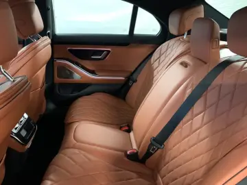 S 350 d 4Matic_ Head-Up_360 _Burmester_Nappa