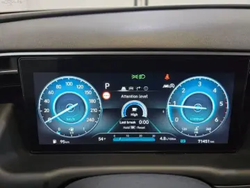 HYUNDAI Tucson 1.6 CRDI MHEV