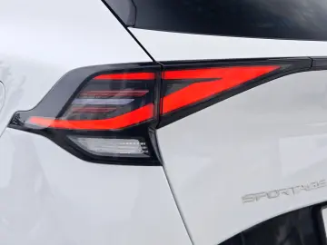 Kia Sportage 1.6 T-GDI PHEV 6AT 4x4 GT Line