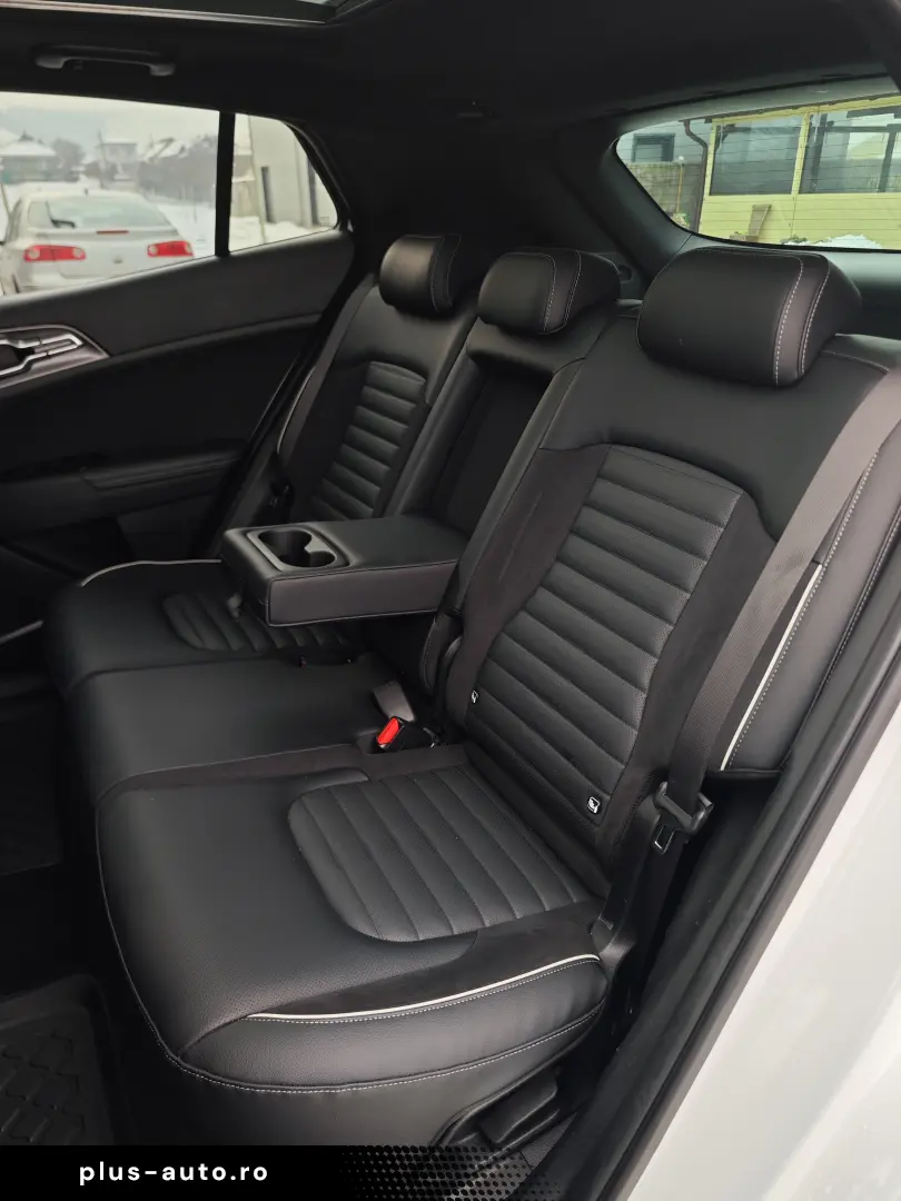 Kia Sportage 1.6 T-GDI PHEV 6AT 4x4 GT Line