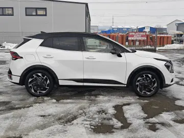 Kia Sportage 1.6 T-GDI PHEV 6AT 4x4 GT Line