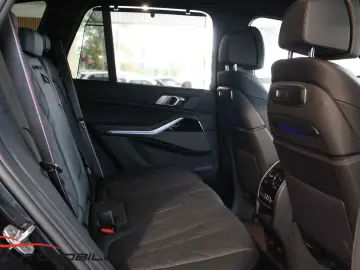 BMW X5 30 d xDrive M Sportpaket  AHK LED  Sky Panor