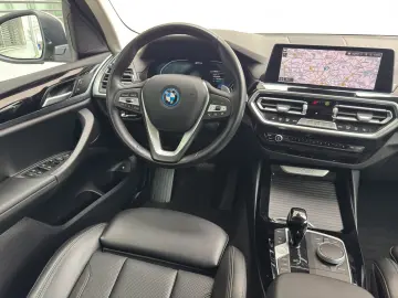 BMW X3 xDrive30e LED Navi HiFi ParkAs AHK