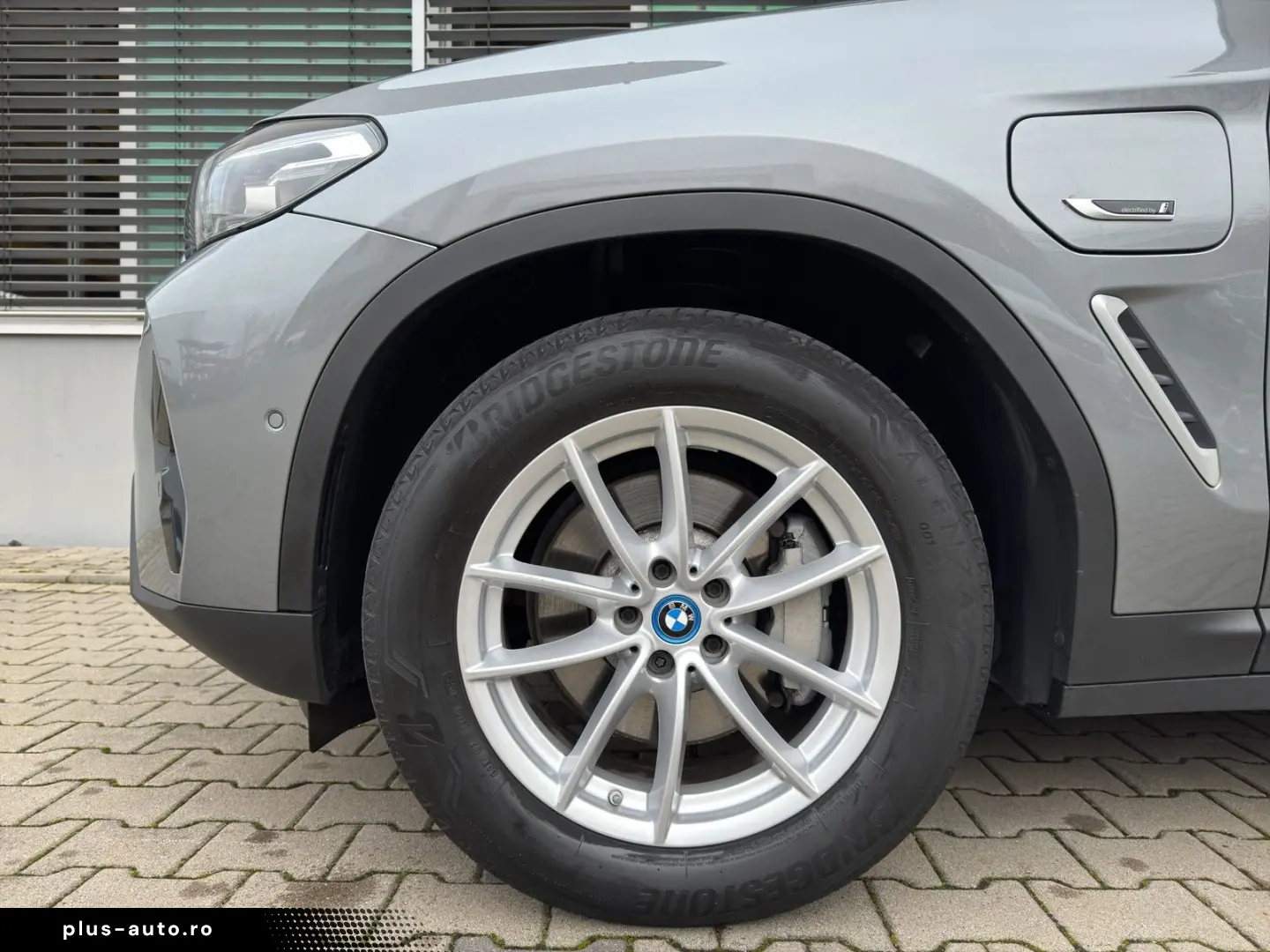 BMW X3 xDrive30e LED Navi HiFi ParkAs AHK