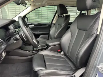 BMW X3 xDrive30e LED Navi HiFi ParkAs AHK