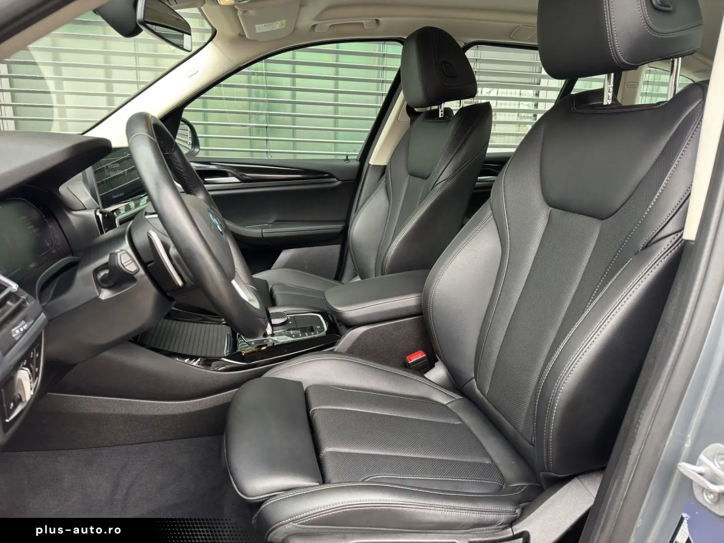 BMW X3 xDrive30e LED Navi HiFi ParkAs AHK