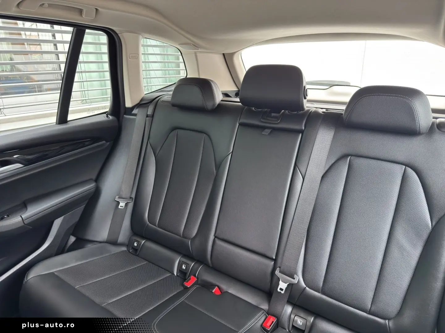 BMW X3 xDrive30e LED Navi HiFi ParkAs AHK