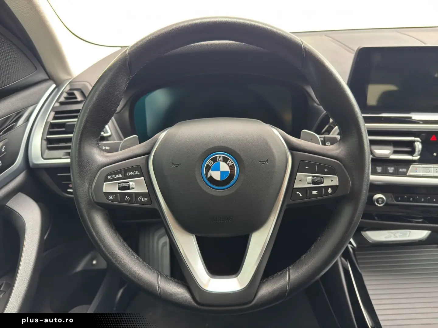 BMW X3 xDrive30e LED Navi HiFi ParkAs AHK