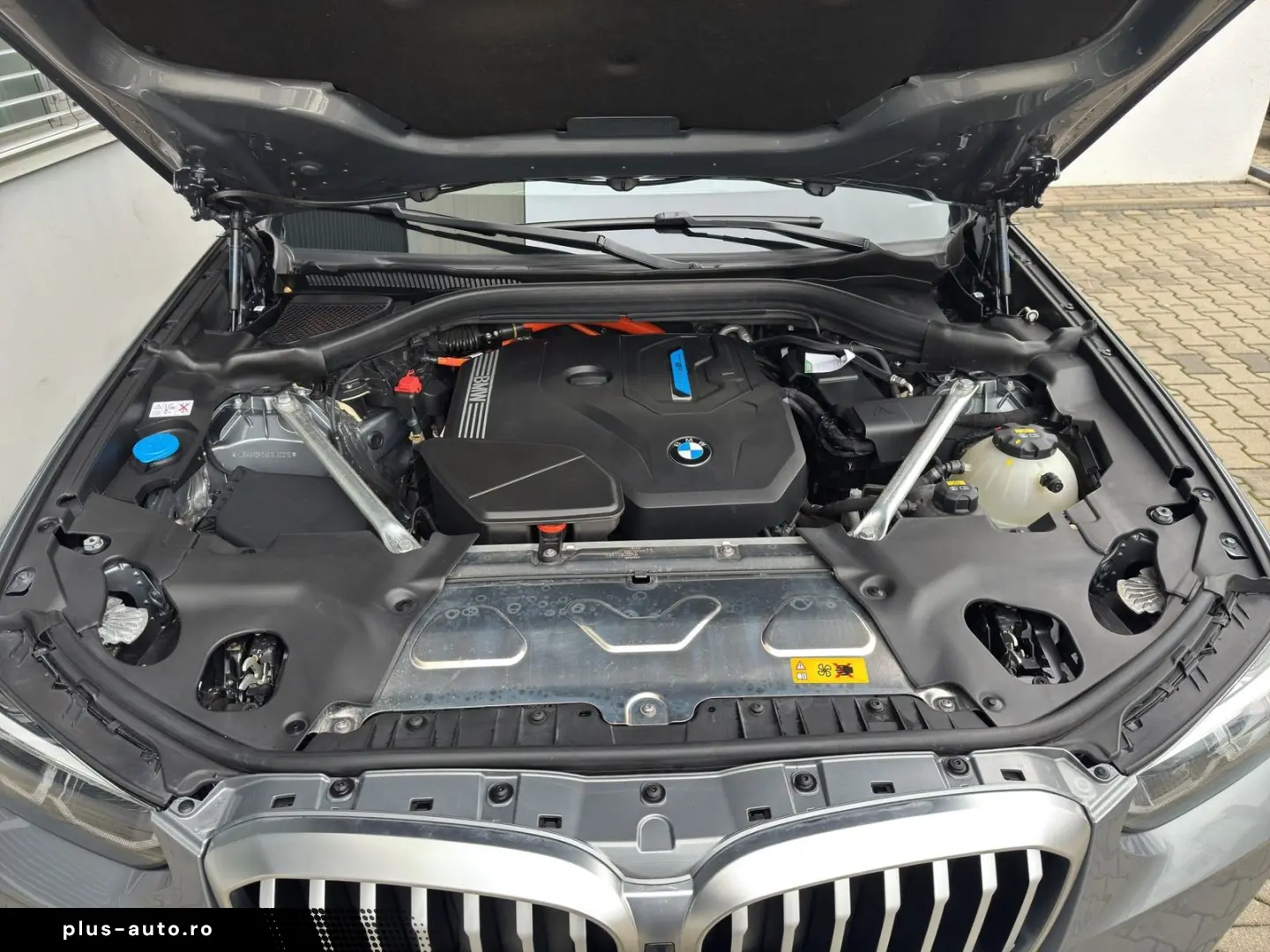 BMW X3 xDrive30e LED Navi HiFi ParkAs AHK