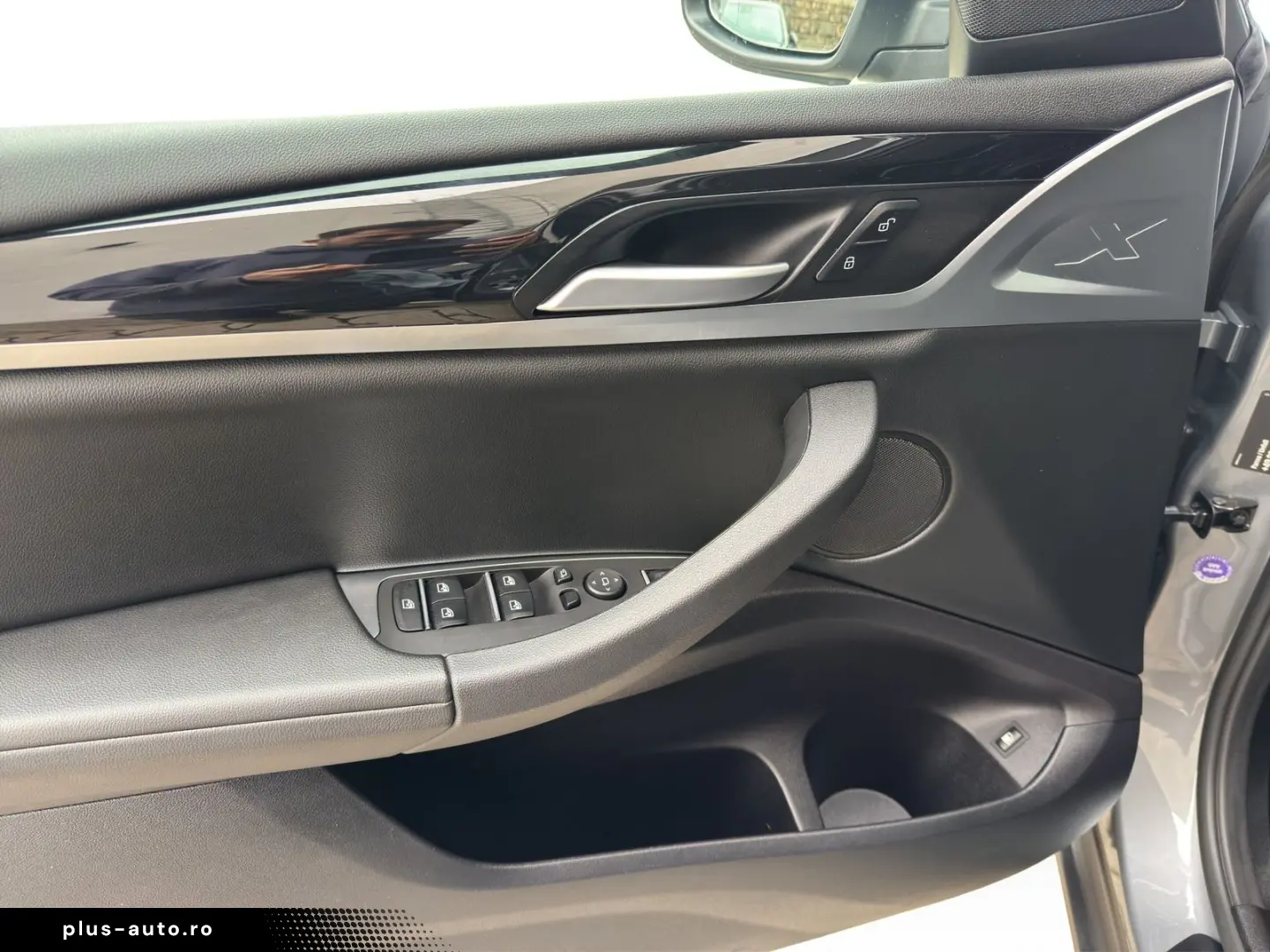 BMW X3 xDrive30e LED Navi HiFi ParkAs AHK