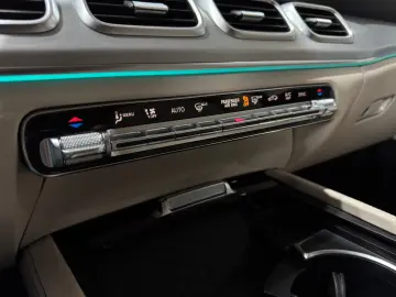 MERCEDES-BENZ GLS 400 d 4Matic