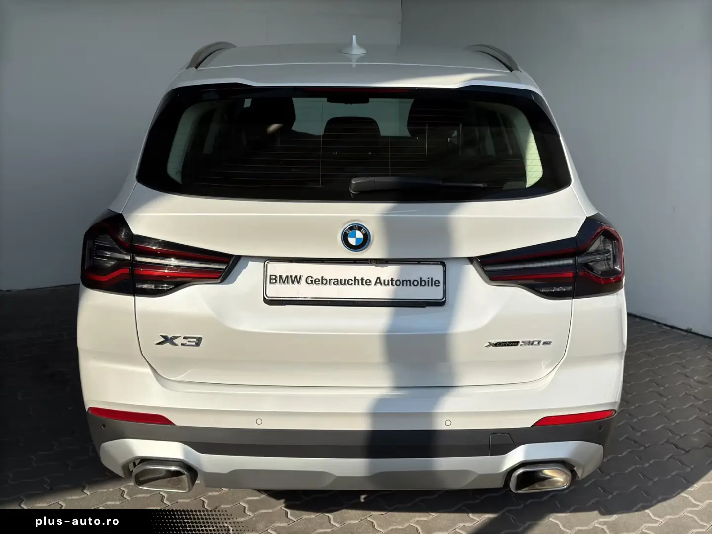 BMW X3 xDrive30e LiveCock.HUD.Drive