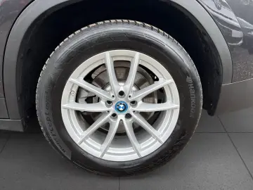 BMW X3 xDrive 30e LiveCo Laser HUD