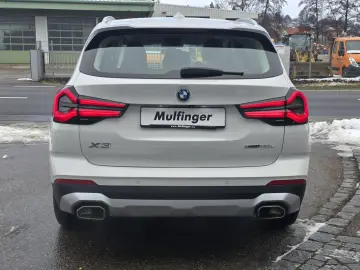 BMW X3 x30e Sports. Live-Navi Kamera DrivAss. Sitzh