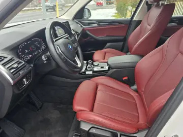 BMW X3 x30e Sports. Live-Navi Kamera DrivAss. Sitzh