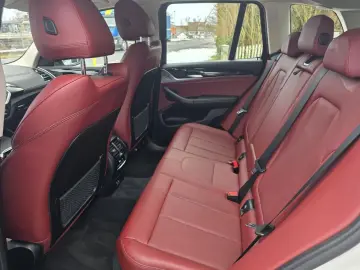 BMW X3 x30e Sports. Live-Navi Kamera DrivAss. Sitzh