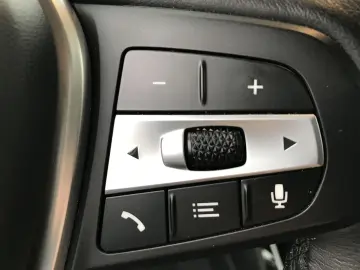 BMW X3 xDrive30e DAB LED WLAN Parkassistent Shz