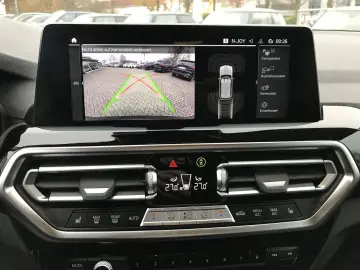 BMW X3 xDrive30e DAB LED WLAN Parkassistent Shz