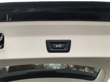 BMW X3 xDrive30e DAB LED WLAN Parkassistent Shz