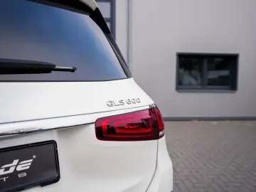 MERCEDES-BENZ GLS 600 MAYBACH 4Matic 3D First E-Active Body