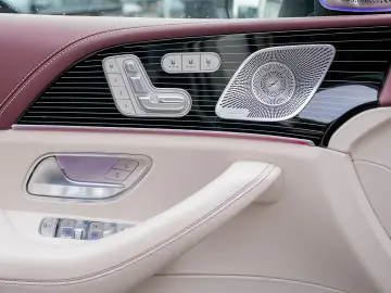 MERCEDES-BENZ GLS 600 MAYBACH 4Matic 3D First E-Active Body