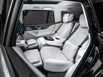 MERCEDES-BENZ GLS 600 Maybach 4Matic Pano Massage TV