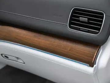 MERCEDES-BENZ GLS 600 Maybach 4Matic Pano Massage TV