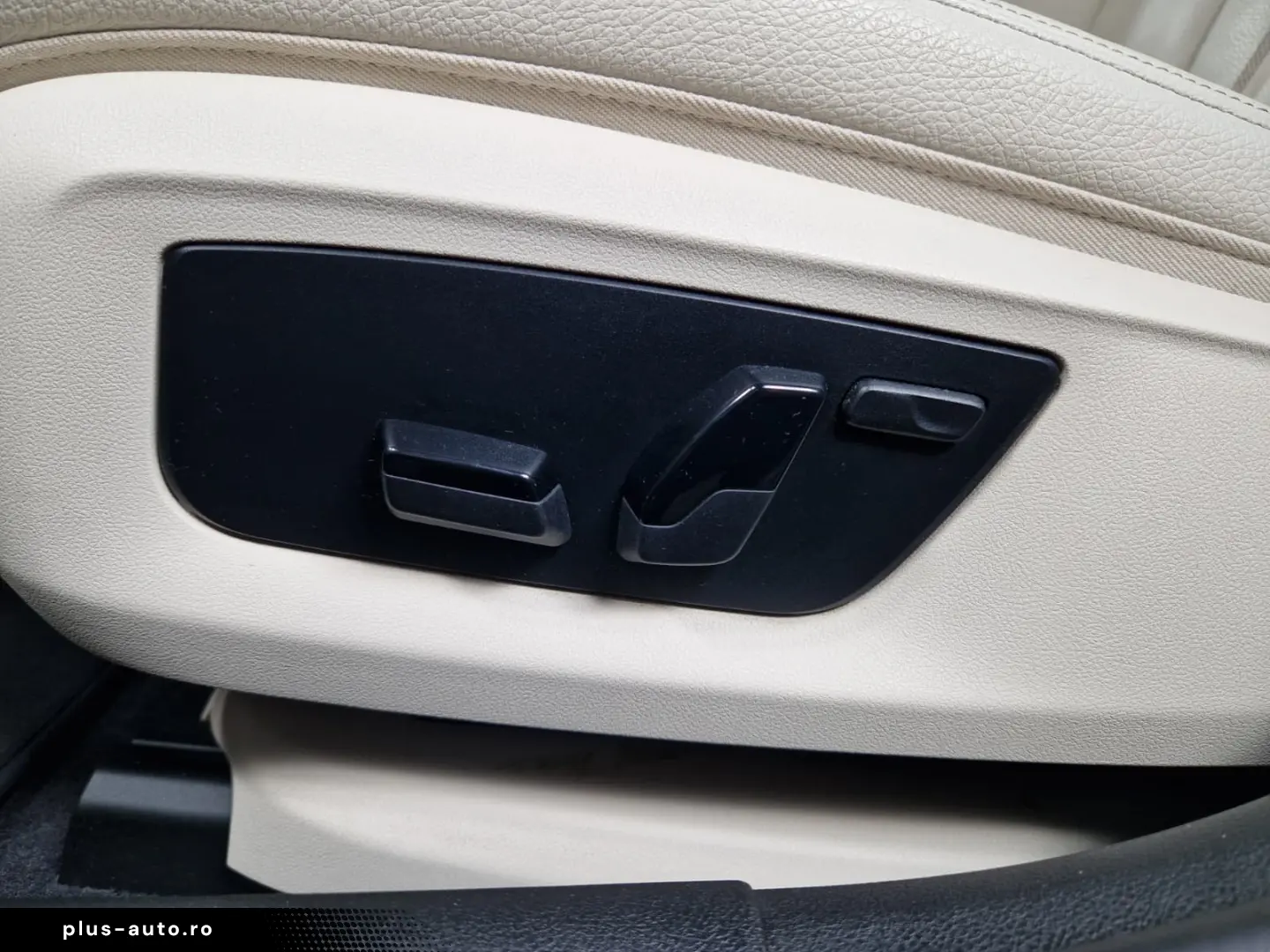 BMW SERIA 5 530d xDrive 265cp 2019