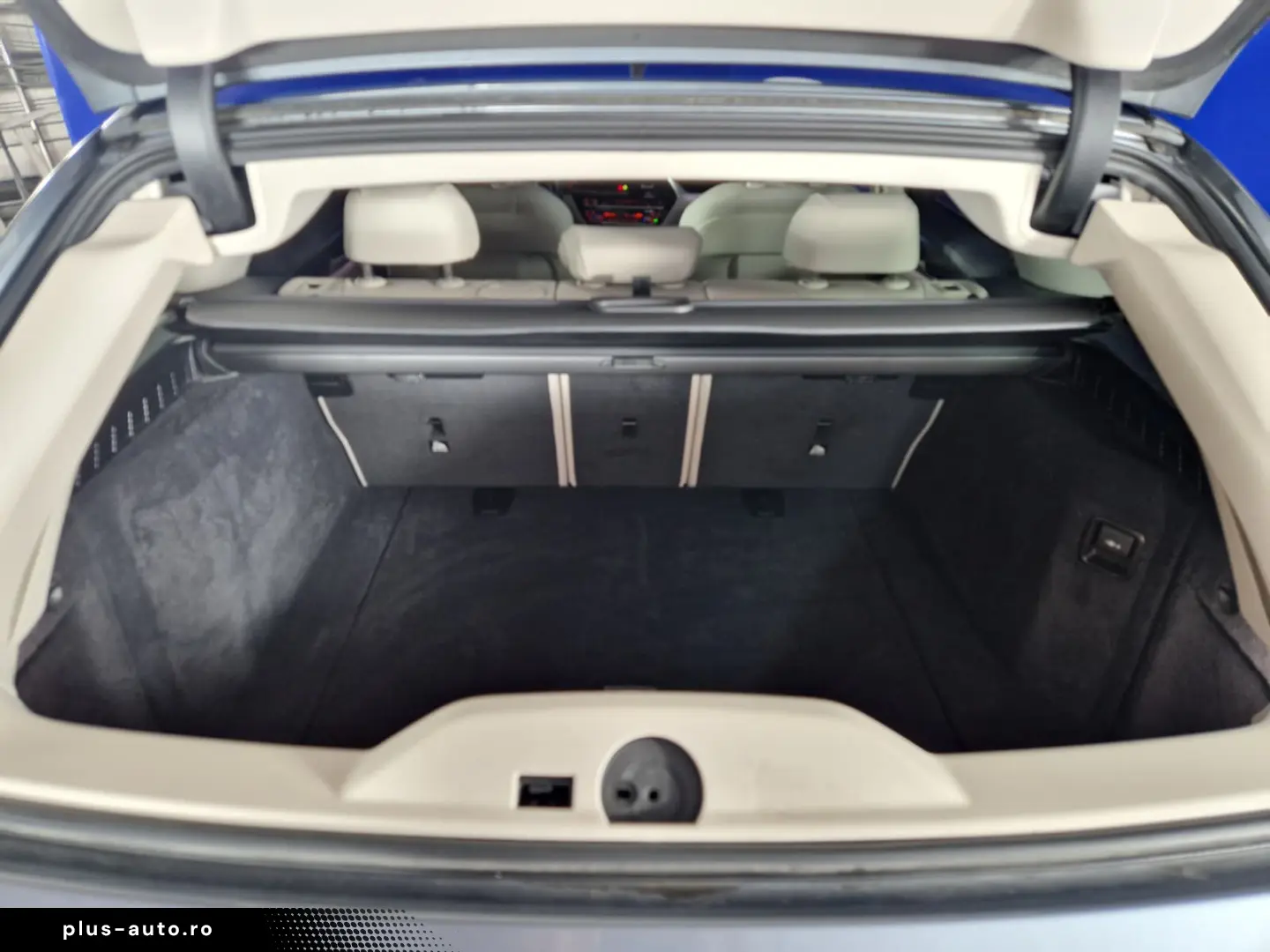 BMW SERIA 5 530d xDrive 265cp 2019