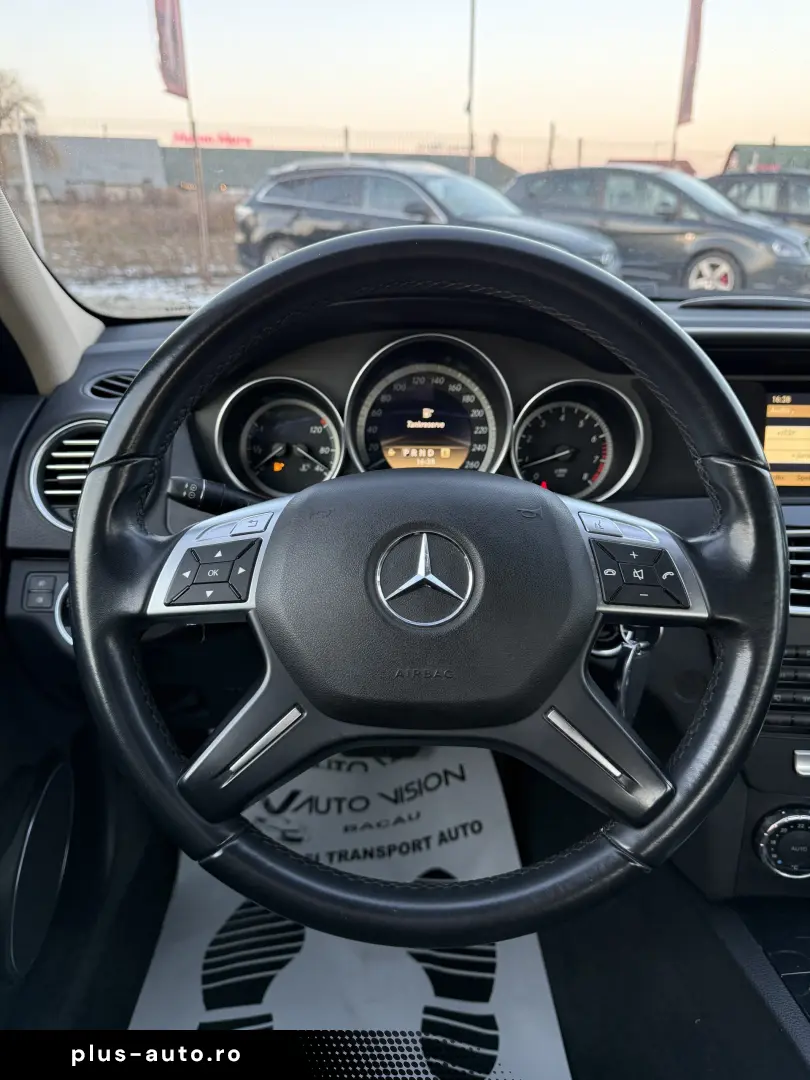 Mercedes C180 Facelift 1.8Benzina 156CP