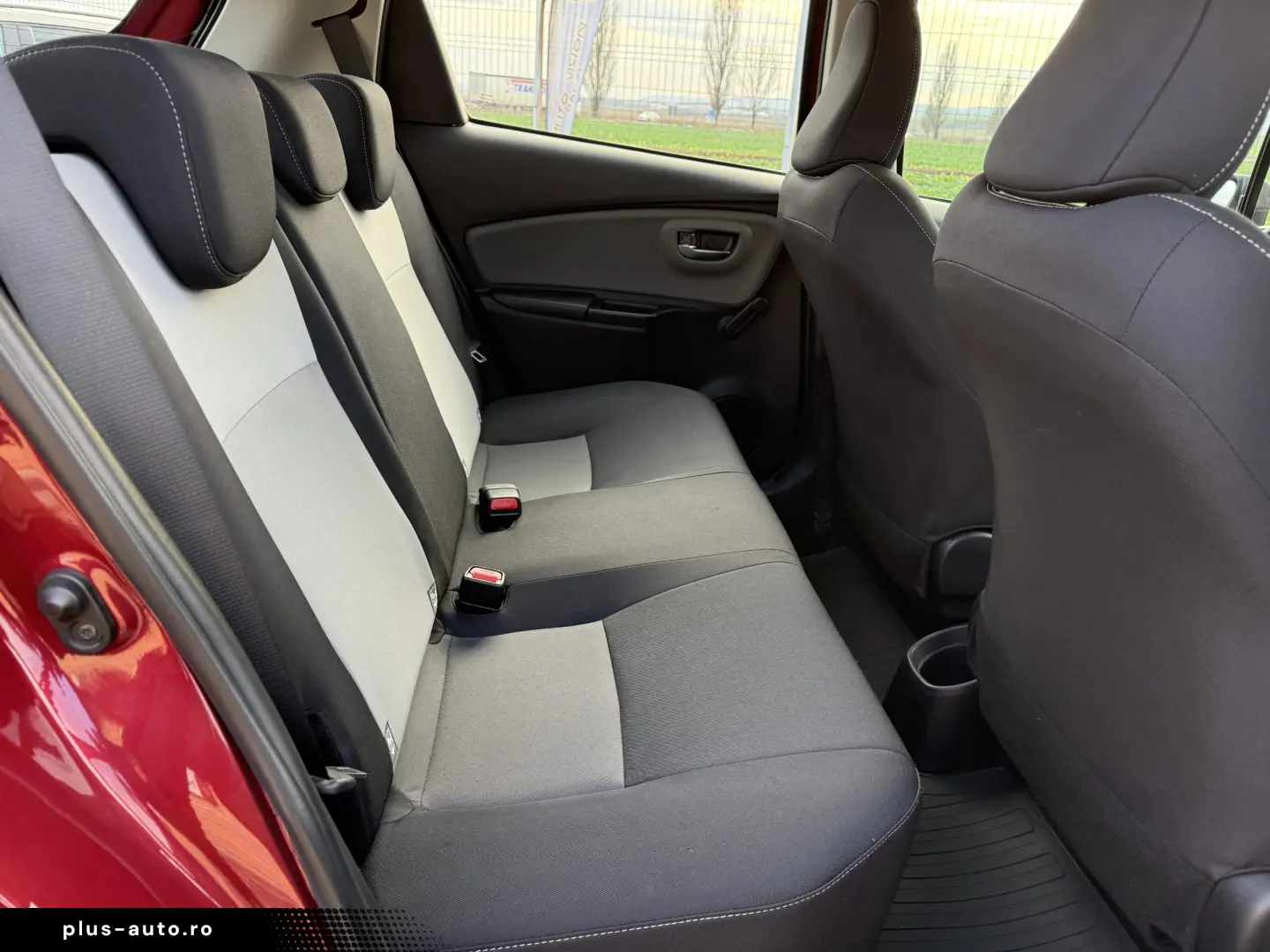 Toyota Yaris 1.0 70Cp Benzina 2017