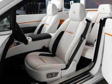 ROLLS ROYCE Dawn