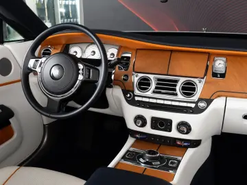 ROLLS ROYCE Dawn
