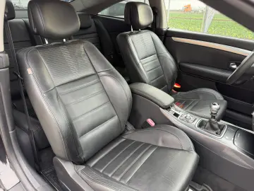 Renault Laguna GT Coupe 4Control 2.0