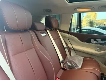Mercedes-Benz GLS 600 Maybach Neu Wagen 23
