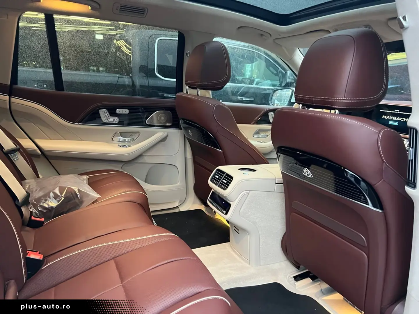 Mercedes-Benz GLS 600 Maybach Neu Wagen 23