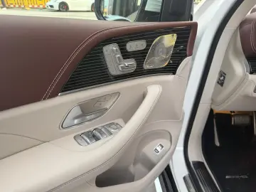 Mercedes-Benz GLS 600 Maybach Neu Wagen 23