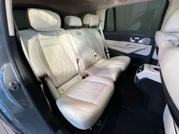 MERCEDES-BENZ GLS 63 4M AMG Night