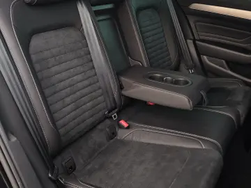 Volkswagen Passat 2.0 TDI SCR DSG Elegance