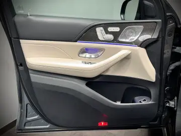 MERCEDES-BENZ GLS 63 AMG 4MATIC