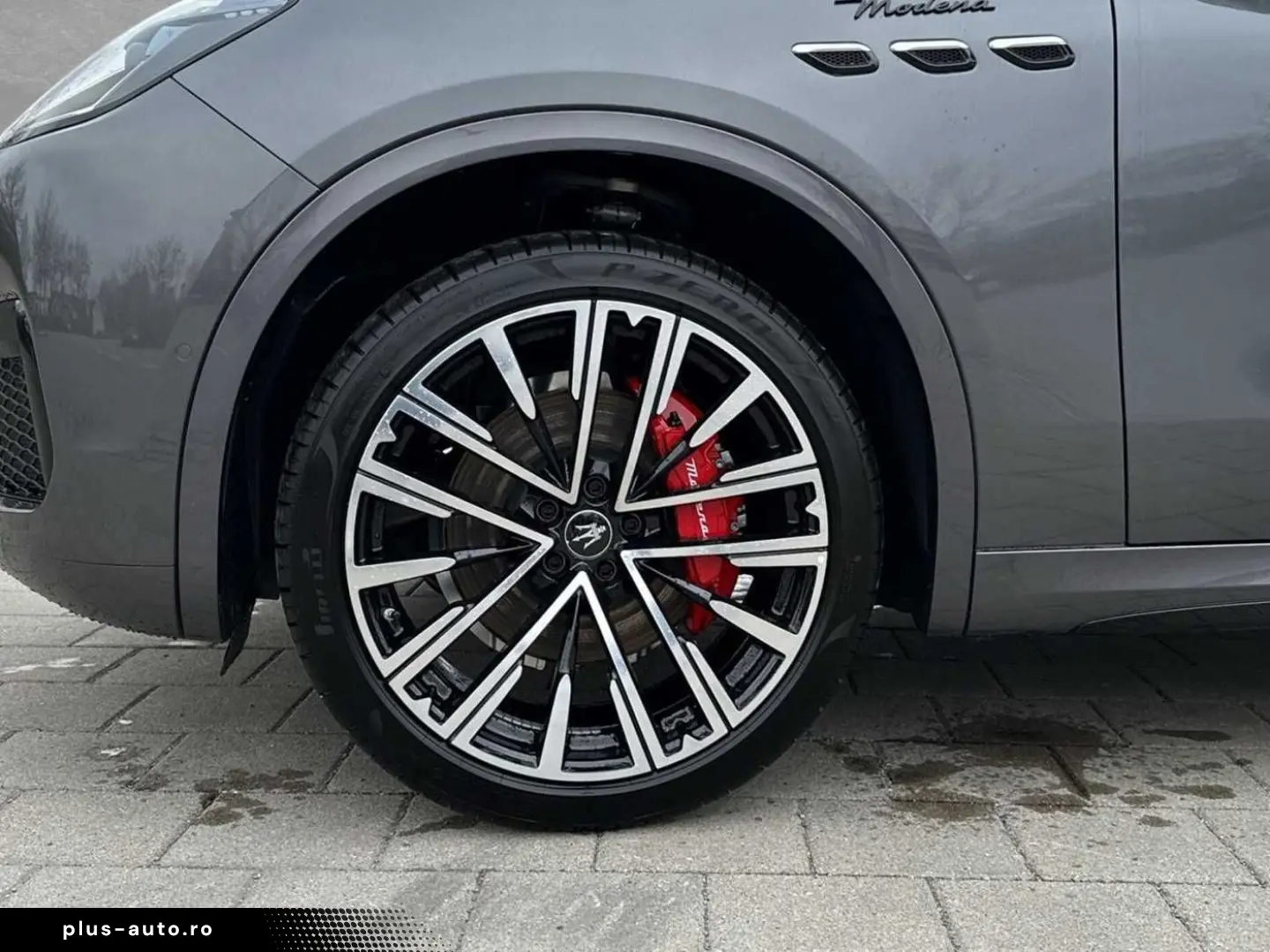 MASERATI Grecale Modena