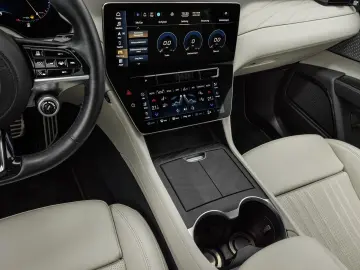 MASERATI Grecale Modena FUORISERIE