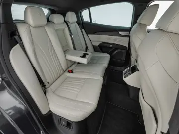 MASERATI Grecale Modena FUORISERIE