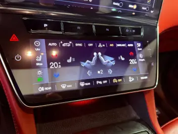 MASERATI Grecale Modena 4WD